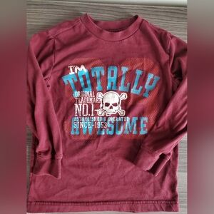 Basic Editions Burgundy Sweatshirt with Graphic Design